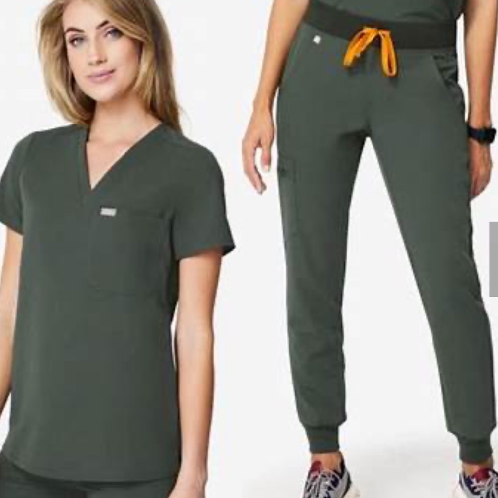 Figs Moss Green XL Scrub Set